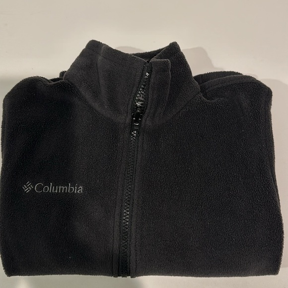 COLUMBIA Fleece zip up (like new) - Picture 3 of 4